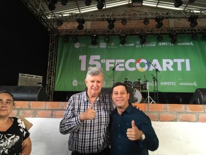 Vereador Joel Oliveira com o Deputado Federal Luis Carlos Heinse.