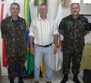 Presidente Décio Loureiro recebeu o General Raul e o Tenente Alencar