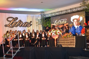 Vereador Dionathan esteve representando a Câmara na formatura de Letras