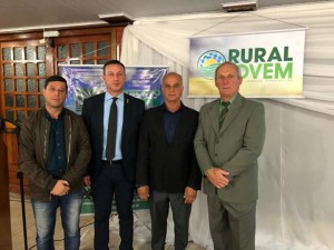 Ver. Joel Oliveira,Dep. Federal Sanderson,Presidente da Câmara Tadeu Machado e o Presidente do Sindicato Rural José Luiz Dalosto